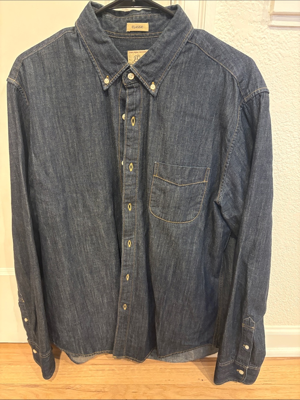 J Crew Classic Men's Dark Blue Denim Button-Down Shirt